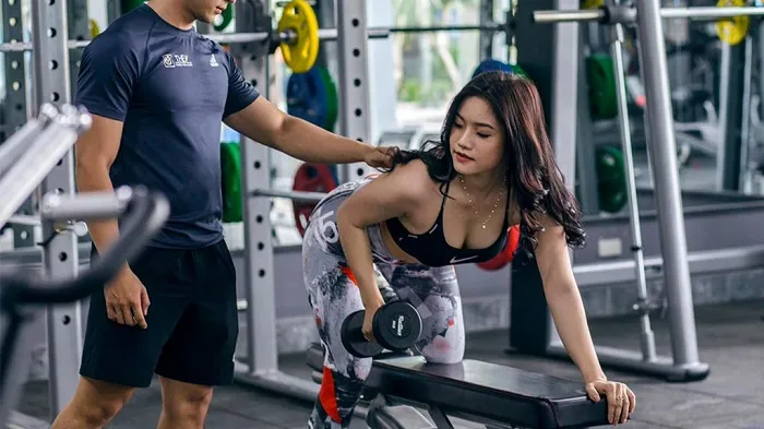 Bạn có biết tập gym có huấn luyện viên giá bao nhiêu không?