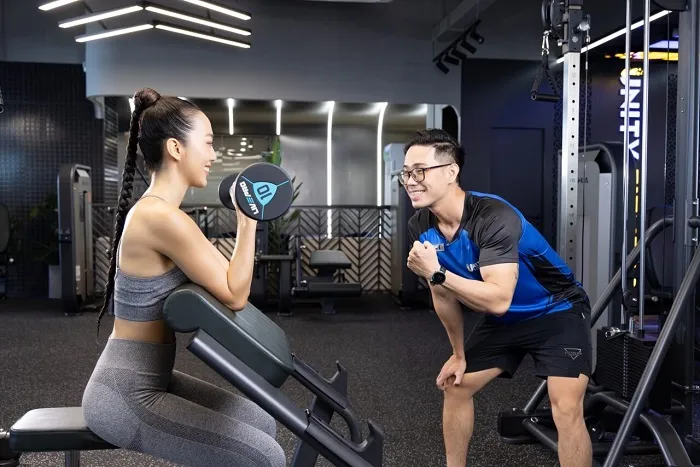 Chia sẻ những kinh nghiệm thuê PT tập gym chuyên nghiệp