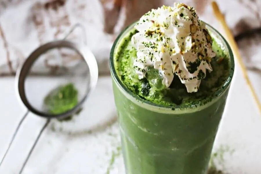 Giải đáp thắc mắc: 1 ly matcha đá xay bao nhiêu calo?