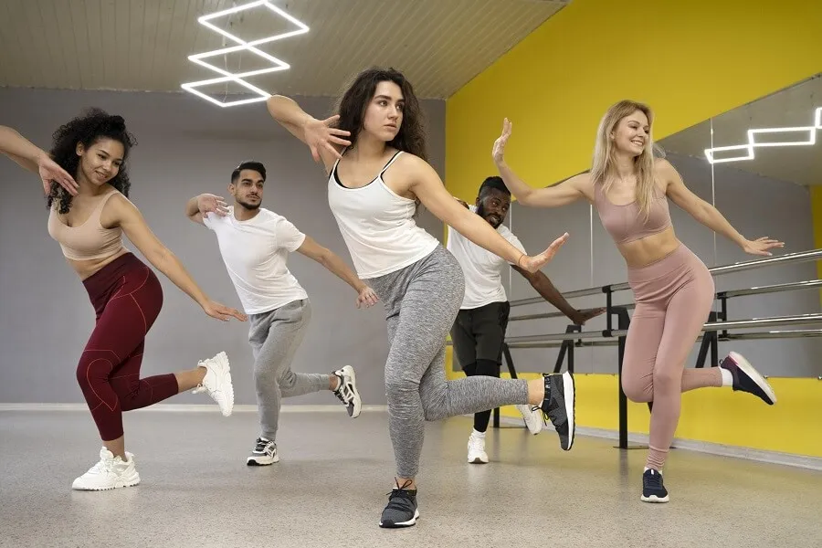 Nhảy Zumba là gì? Những lợi ích tuyệt vời không ngờ đến của nhảy zumba