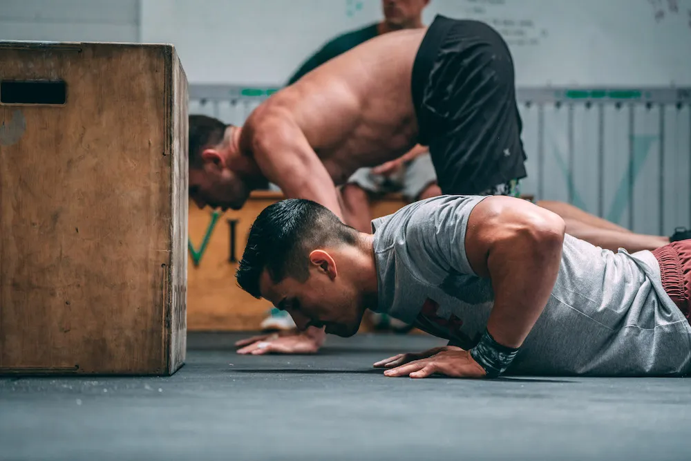 Tập Calisthenics là gì? Tập Calisthenics cơ to được không?