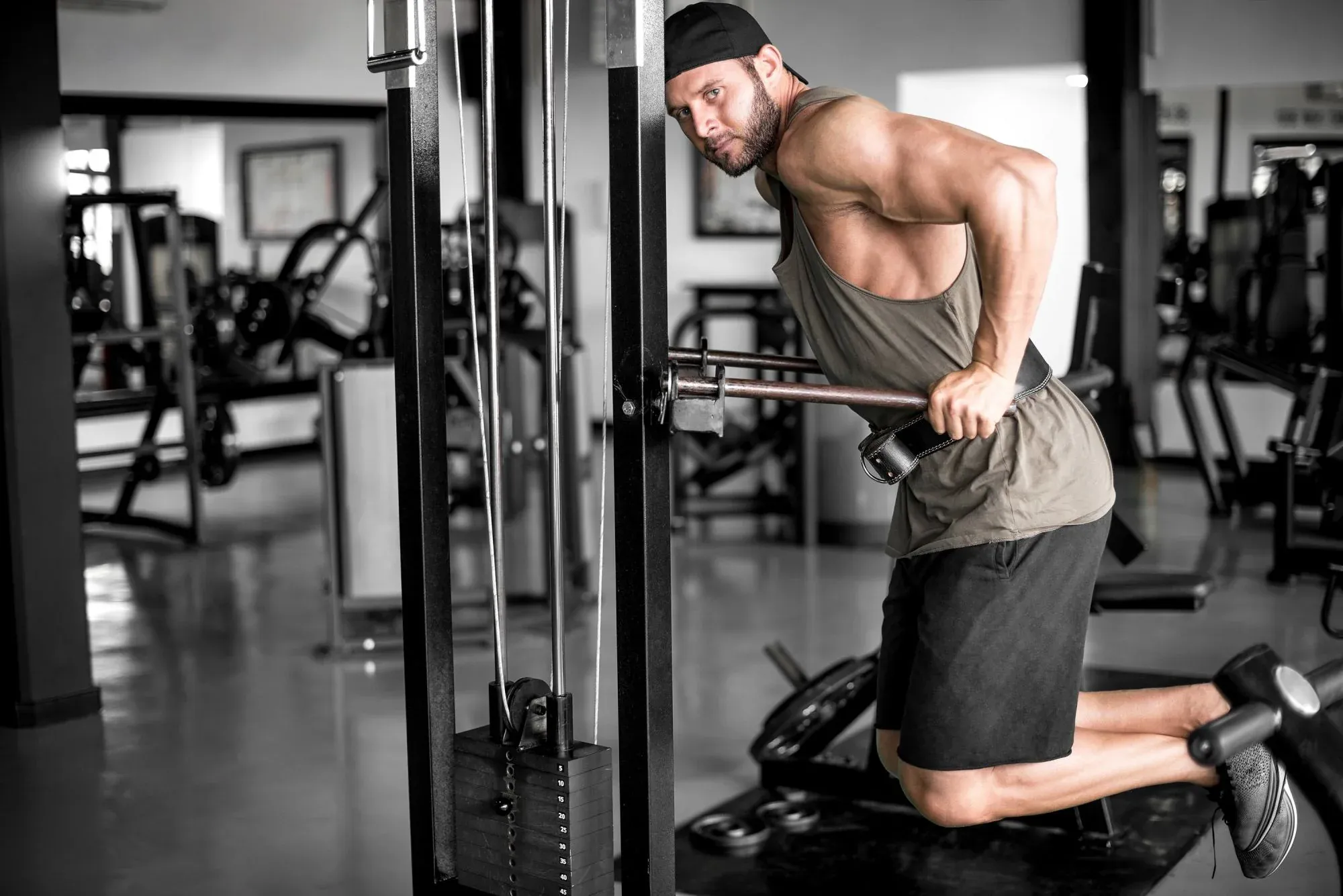 Tập thể hình nam: “Lột xác” với các bài tập gym cho nam mới bắt đầu