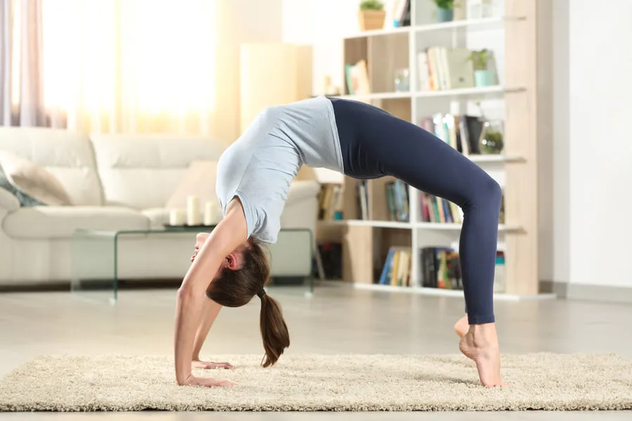 Tư thế bánh xe trong yoga có lợi ích gì? 6 bước để thành thạo ngay